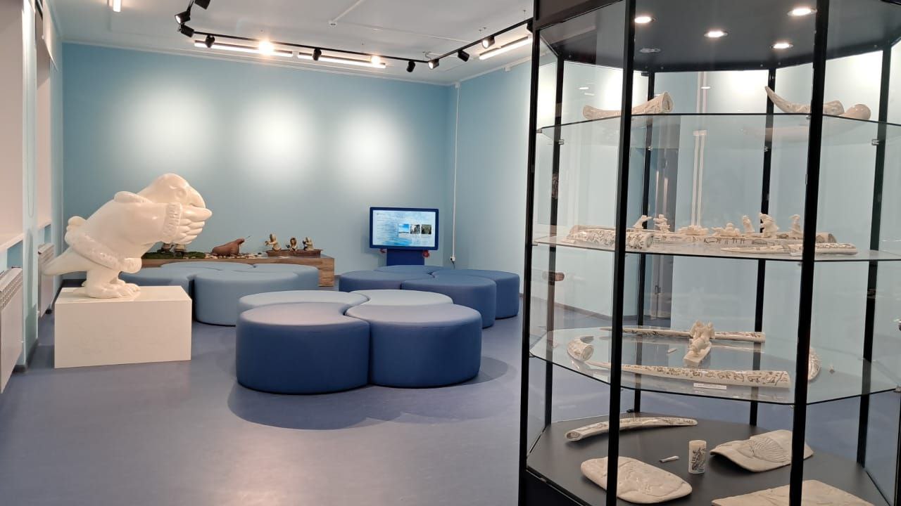 Уэленская косторезная мастерская: легенда Чукотки готовится к 95-летию Уэленская косторезная мастерская: легенда Чукотки готовится к 95-летию