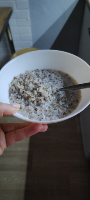 Рабочие будни без лишнего: простое меню в контейнерах на 1300 ккал