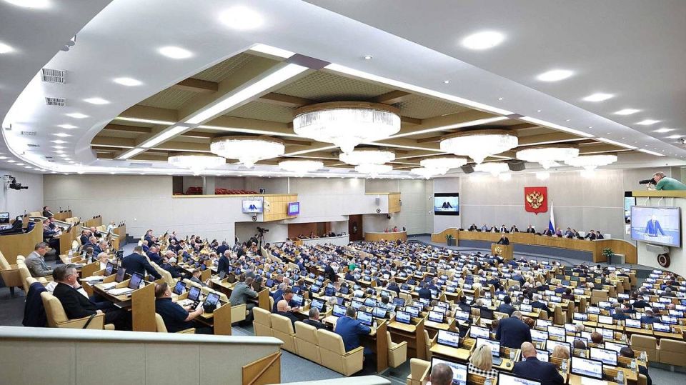 Госдума поддержала идею отключения связи по запросу ФСБ