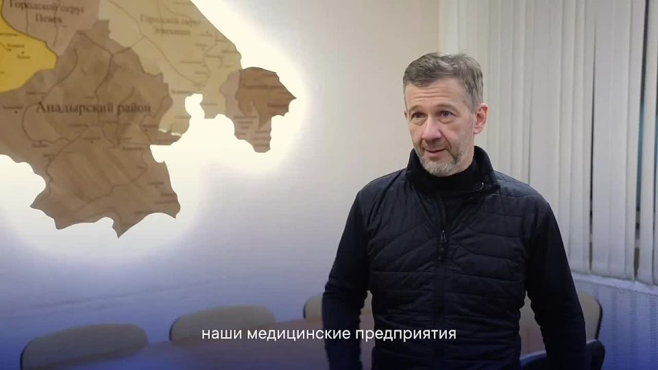 Владислав Кузнецов: Во время рабочей поездки в Билибино на встрече с представителями общественности обсудили решения вопросов, которые волнуют жителей