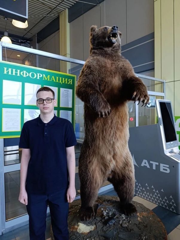 Школьник из Анадыря поборется за место в МГИМО на Первом канале