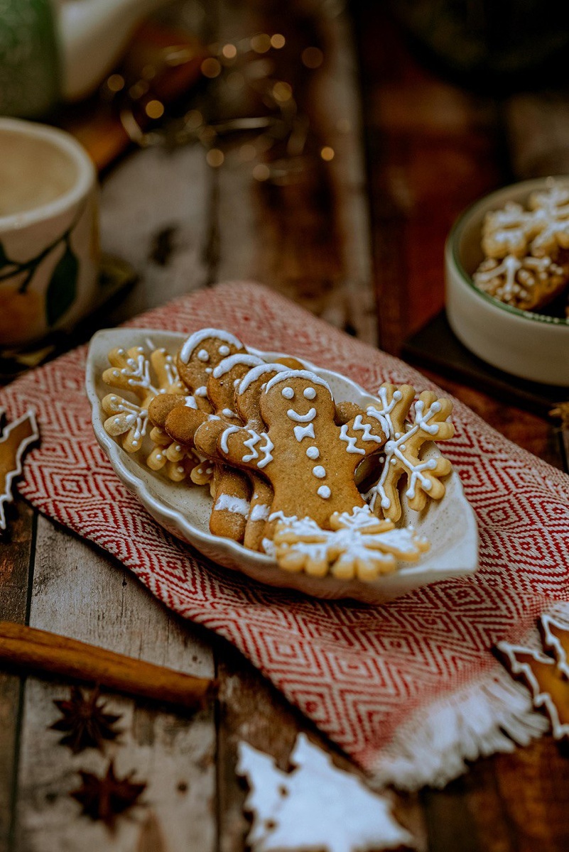 Как испечь пряничного человечка: теплый рецепт на зиму