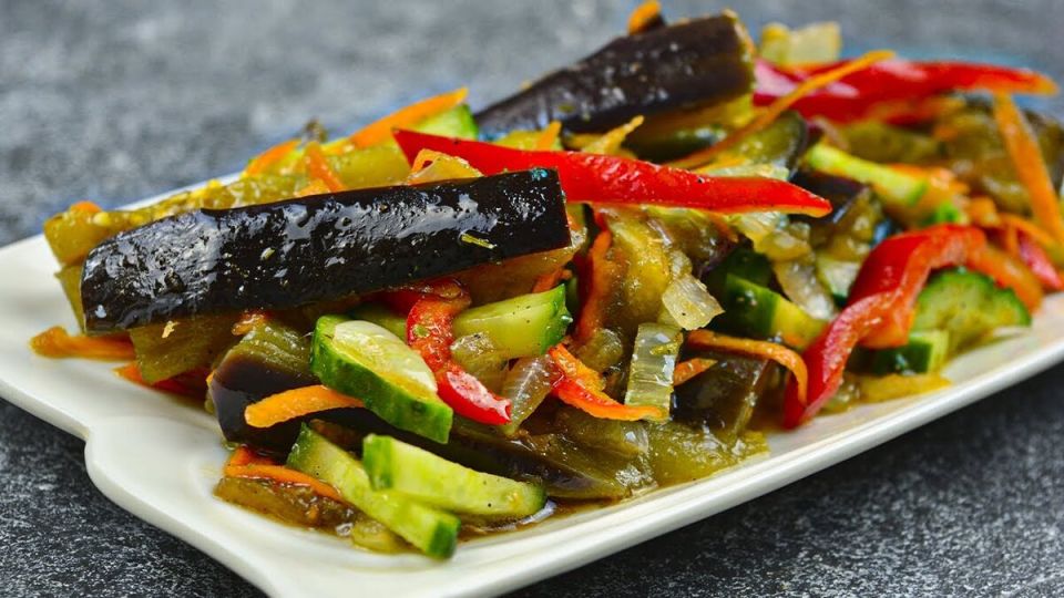 Пикантные баклажаны по-корейски: секреты необычного рецепта, который покорит ваш стол