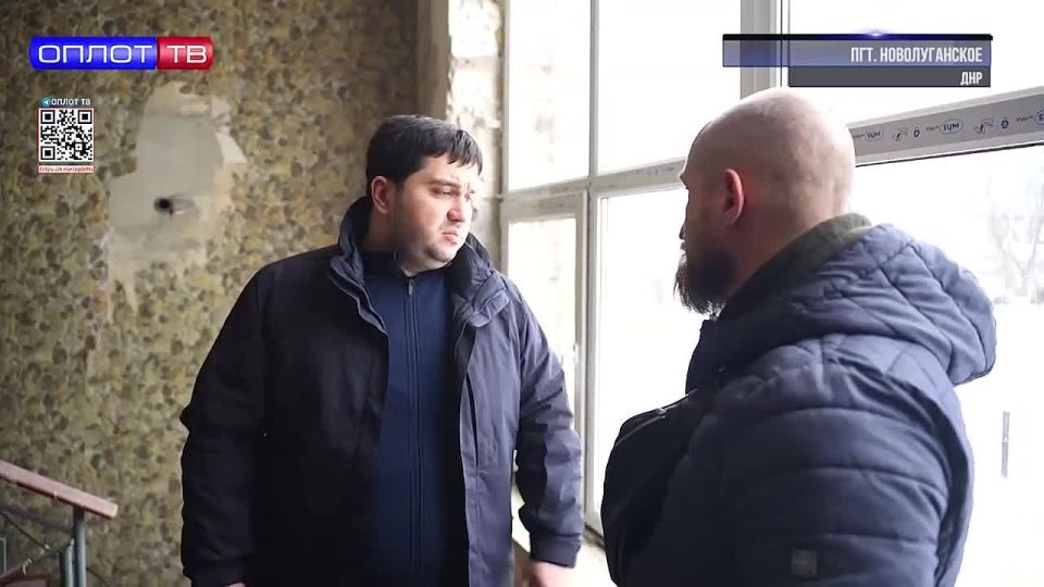 Делегация из Чукотки проверила ход работ в Новолуганском