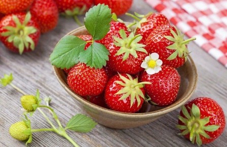 Клубничные заготовки: готовим деликатесы на зиму