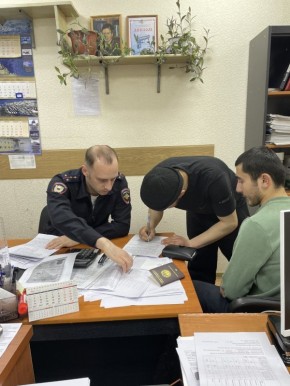 Сегодня иностранный гражданин покинул Чукотку в порядке административного выдворения