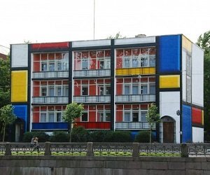 Хостел: как найти, забронировать и комфортно выжить