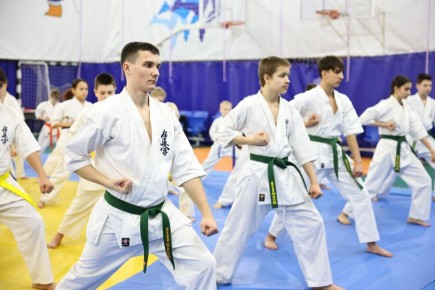 Город засыпает, а у киокусинкай только недавно закончился мастер-класс с Шиханом Виктором Беловым