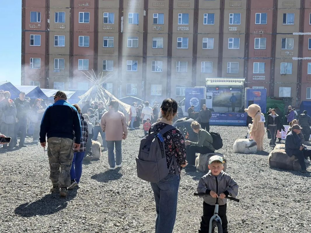 Первые кадры с фестиваля «Берингов Пролив» в Угольных Копях! Первые кадры с фестиваля «Берингов Пролив» в Угольных Копях!