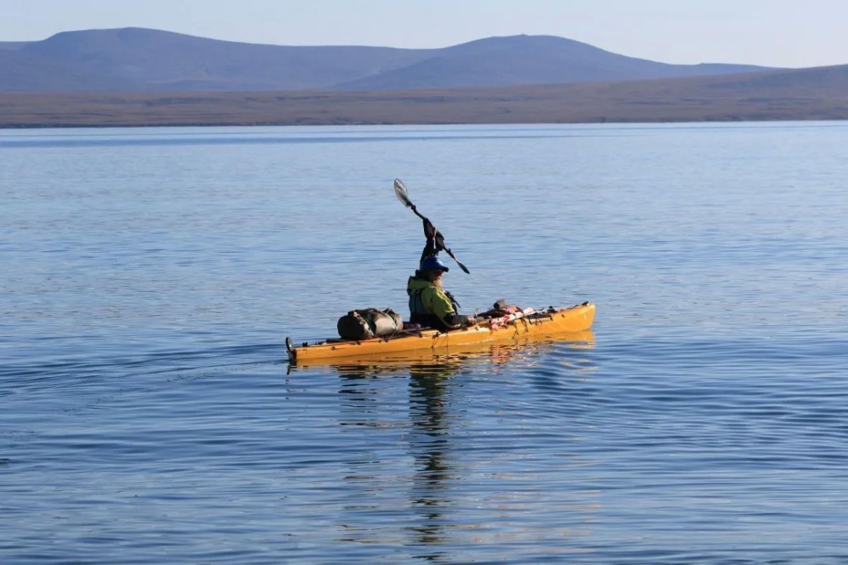 Иван Клочков прошёл по Берингову морю на каяке от столицы Камчатки до Уэлена Иван Клочков прошёл по Берингову морю на каяке от столицы Камчатки до Уэлена