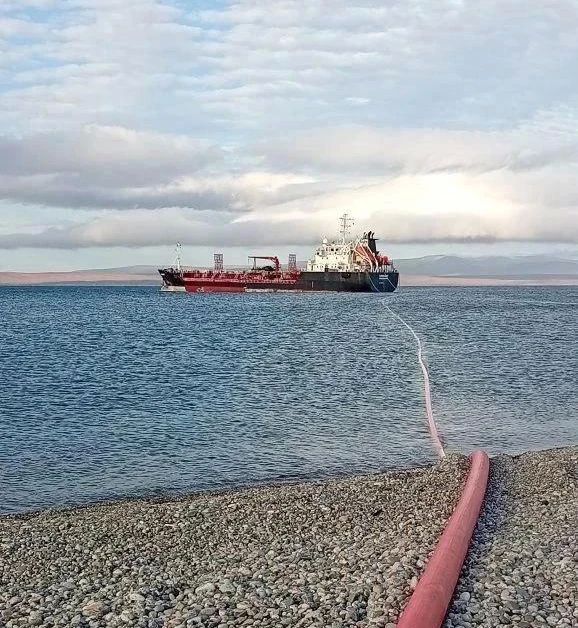 Владислав Кузнецов: Единый морской оператор завершил завоз топлива на необорудованный берег Чукотки Владислав Кузнецов: Единый морской оператор завершил завоз топлива на необорудованный берег Чукотки
