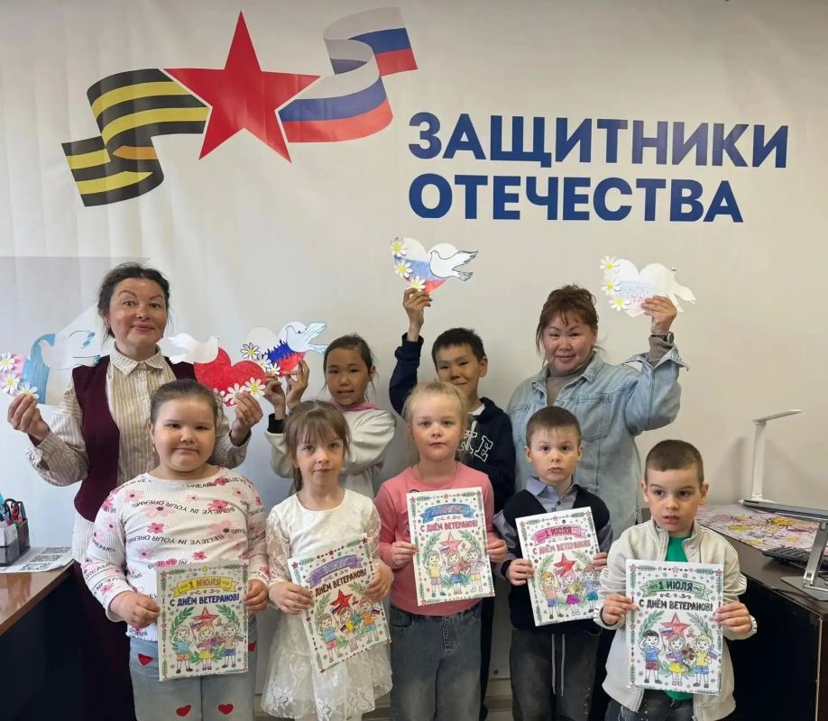 В филиалах Чукотского окружного комплексного Центра социального обслуживания населения продолжается системная работа по реализации социальных проектов и клубных объединений, направленных на поддержку семей с детьми... В филиалах Чукотского окружного комплексного Центра социального обслуживания населения продолжается системная работа по реализации социальных проектов и клубных объединений, направленных на поддержку семей с детьми...