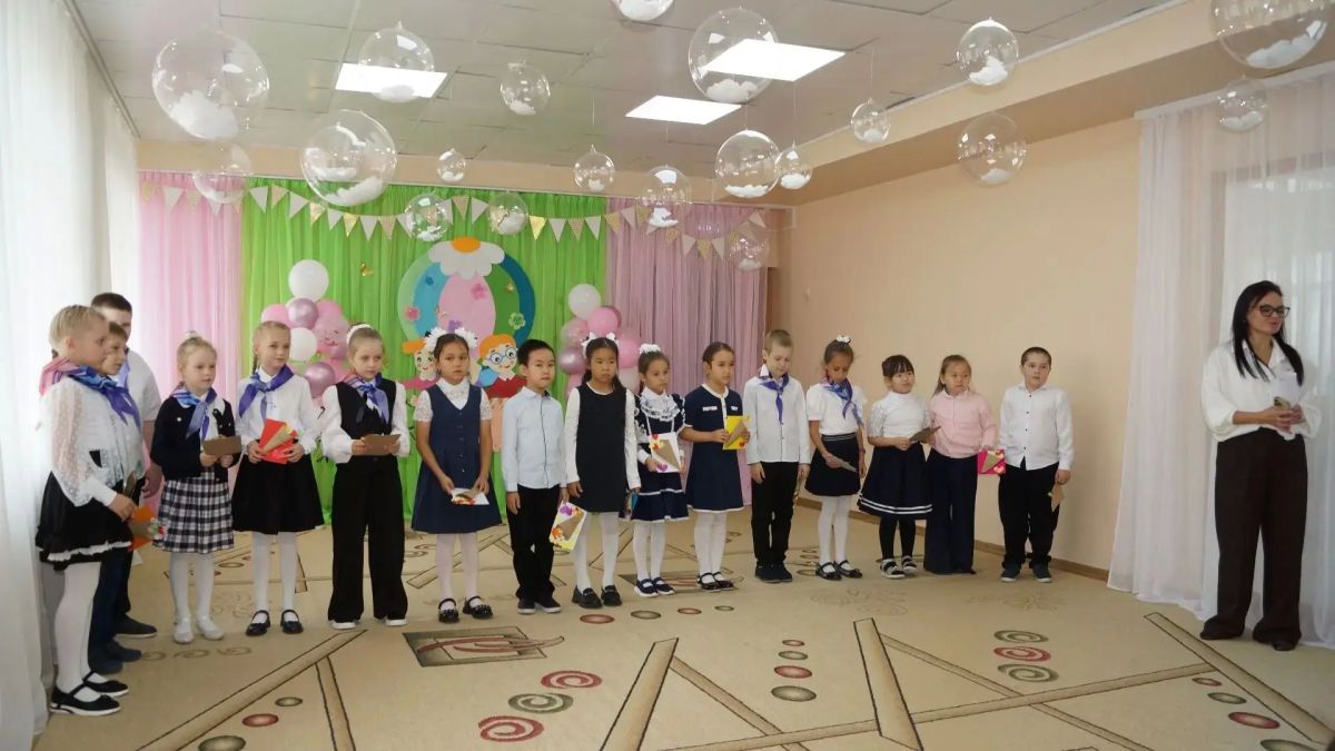 Сегодня в детском саду прошёл замечательный праздник, посвящённый Дню дошкольного работника Сегодня в детском саду прошёл замечательный праздник, посвящённый Дню дошкольного работника