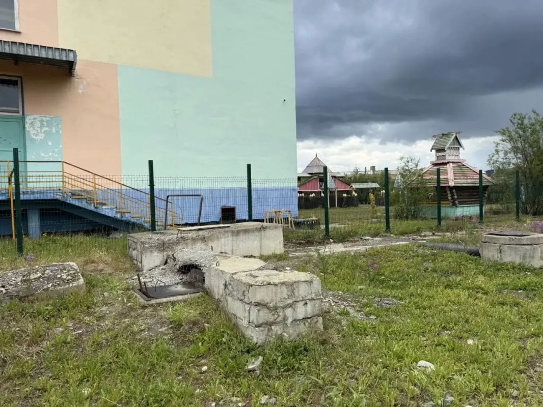 По требованию прокуратуры коммунальная служба навела порядок у детского сада По требованию прокуратуры коммунальная служба навела порядок у детского сада