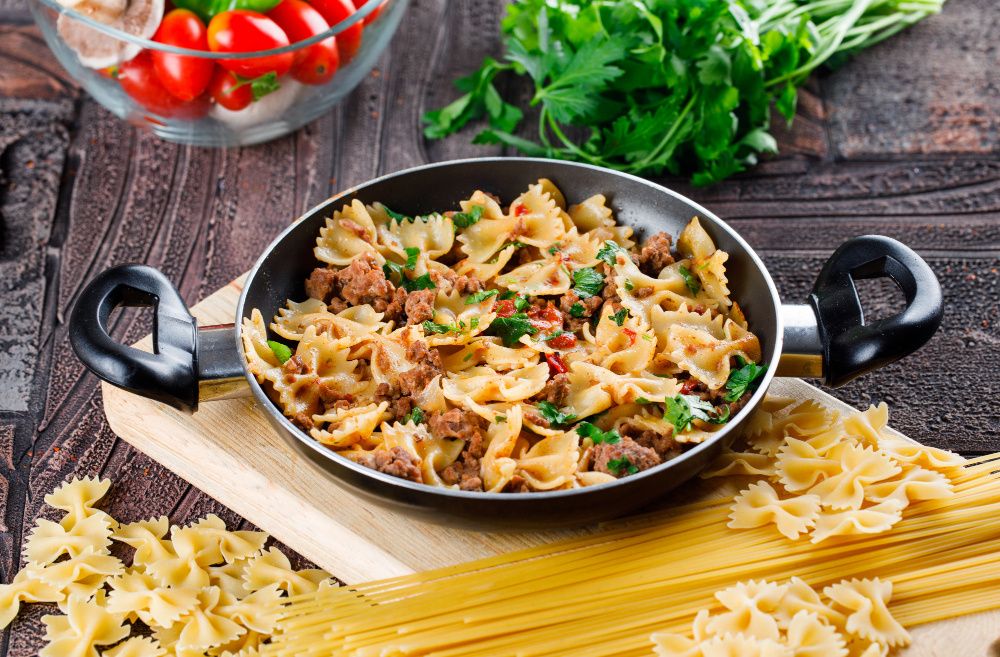 Макароны по-флотски: от корабельной кухни до домашнего уюта