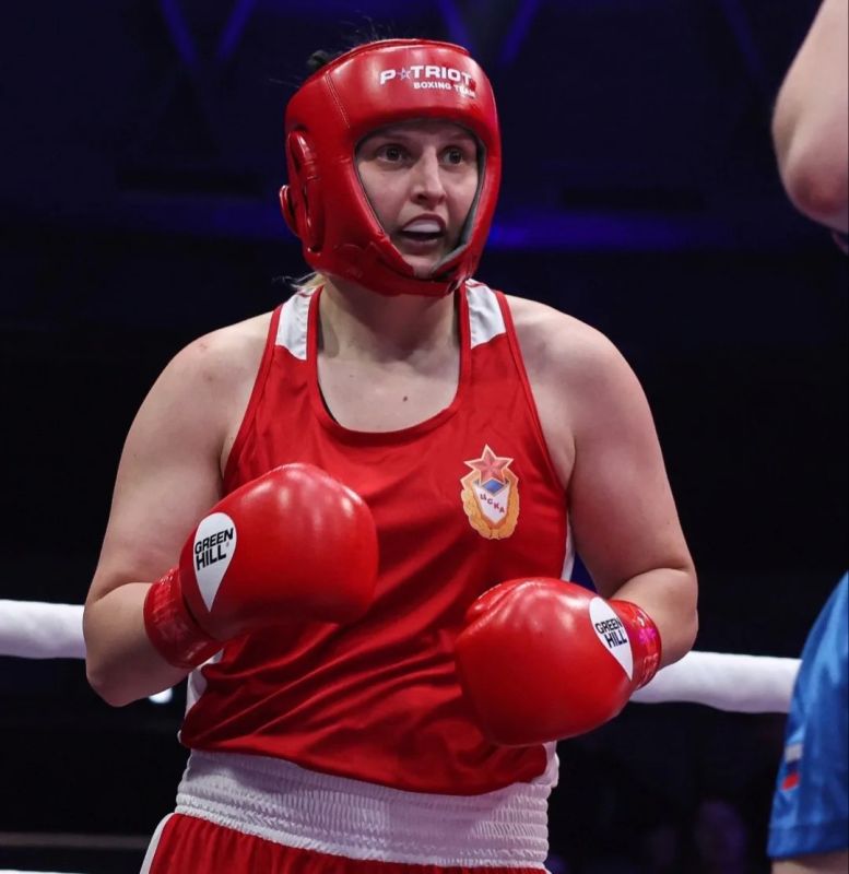 Елена Гапешина — чемпионка России по боксу! Елена Гапешина — чемпионка России по боксу!