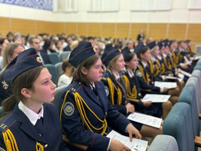 Кадеты Следственного комитета России со всей страны направили напутствия первым кадетам Чукотки Кадеты Следственного комитета России со всей страны направили напутствия первым кадетам Чукотки