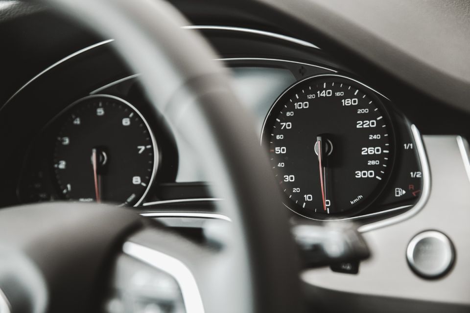 Льготы по утильсбору для автомобилей на границе: депутаты в движении