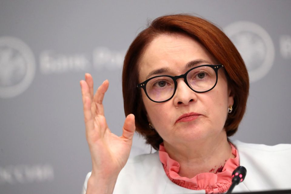 ЦБ России показывает осторожность перед возможным снижением ключевой ставки