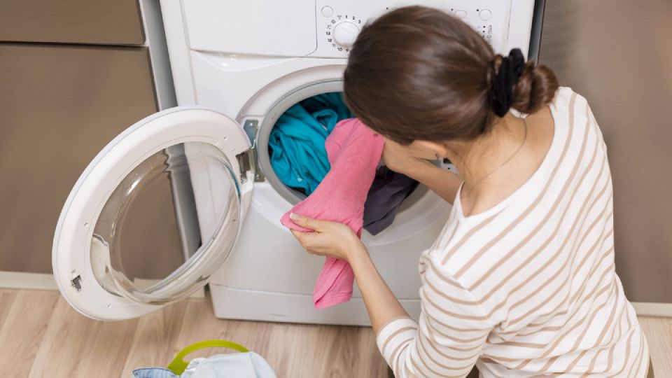 Вернут цвет застиранной одежде: используйте эти 2 копеечных продукта