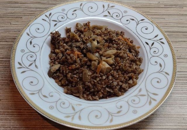 Почему гречка больше не считается идеальной кашей для диабетиков