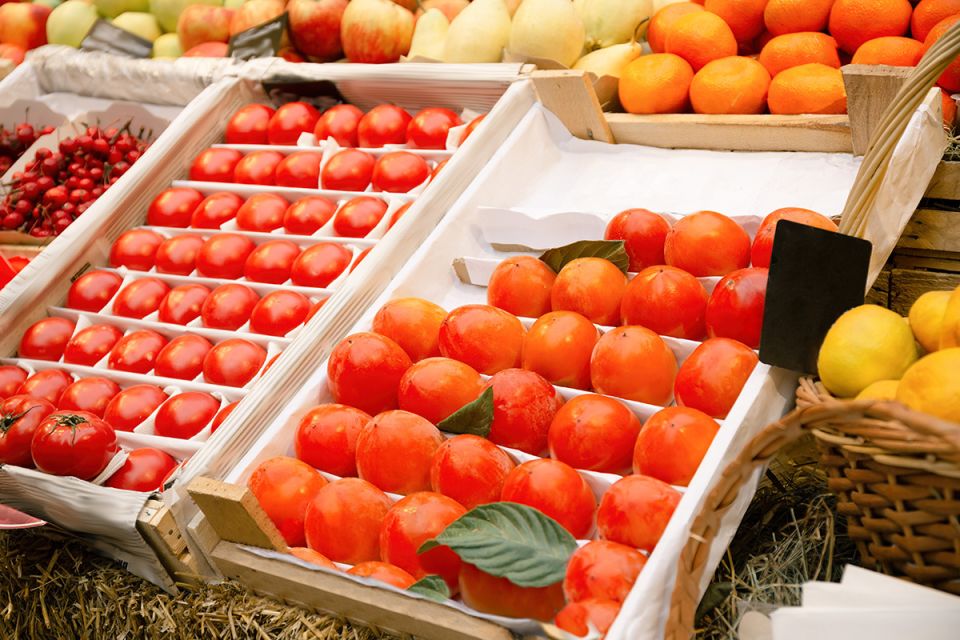 Как правильно выбрать хурму: советы по выбору сладкого плода без вяжущего вкуса